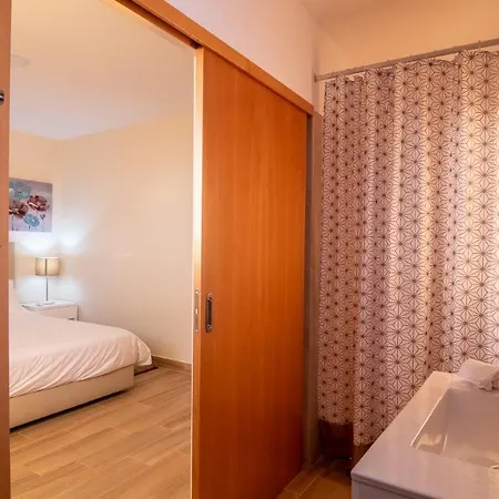 Refugio Do Sol - Madeira Group Apartment *