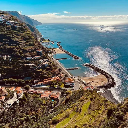 Refugio Do Sol - Madeira Group * 칼례타